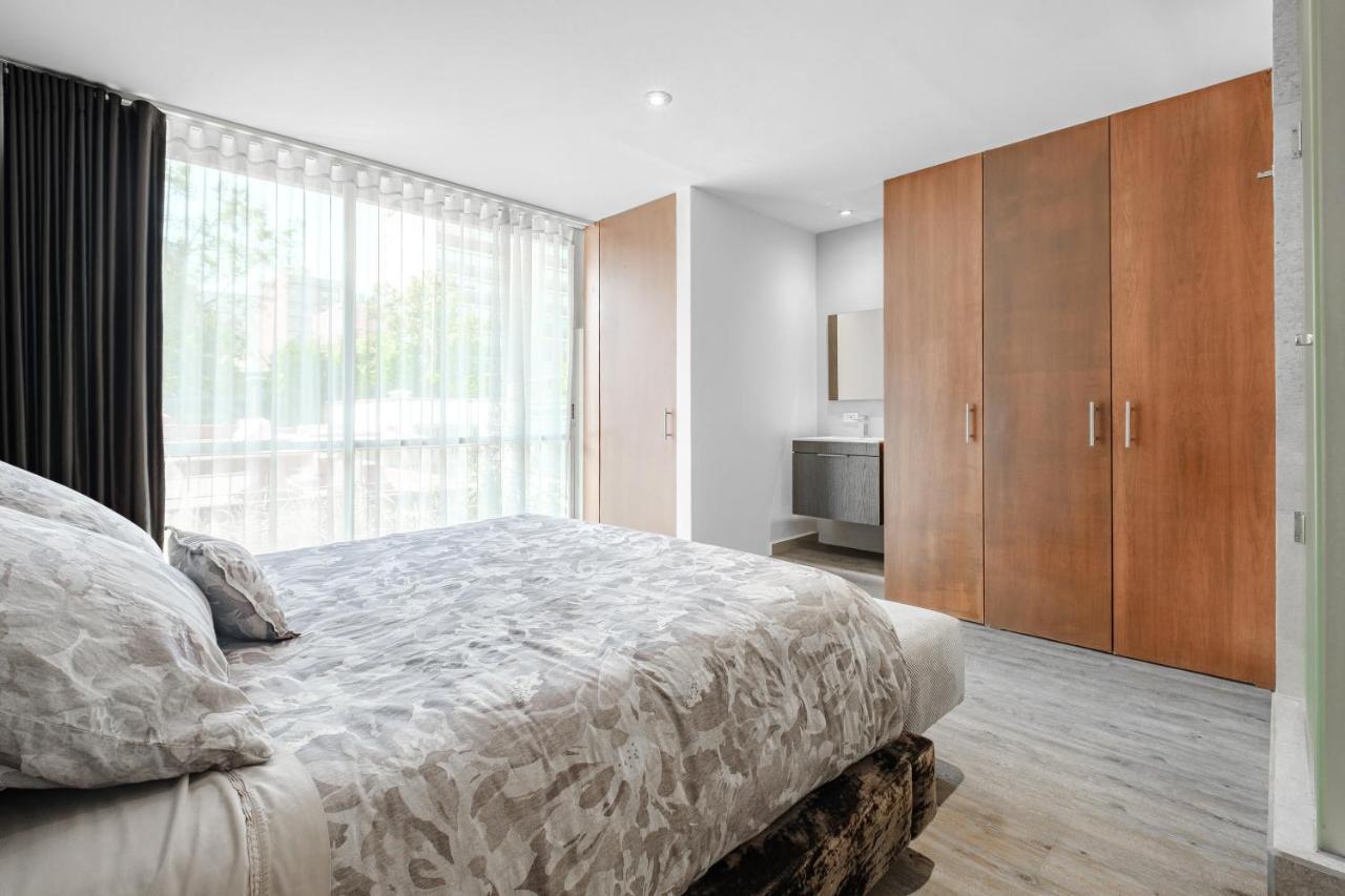 Urban Getaway, Trendy Polanco, Office * Mexico